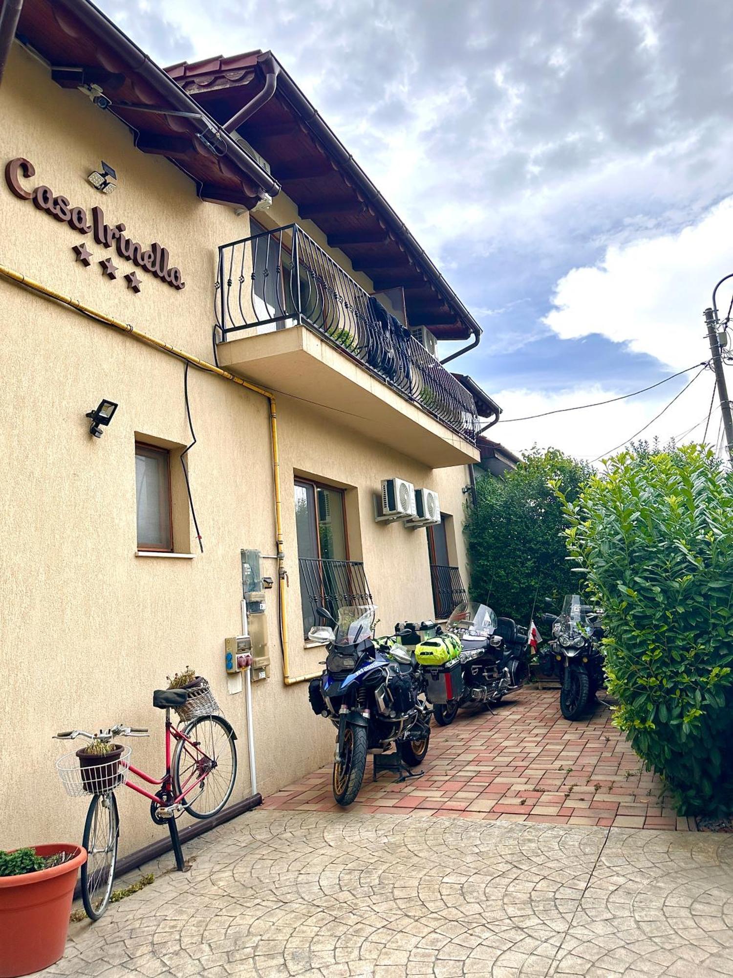 Casa Irinella Bed & Breakfast Satu Mare Exterior photo